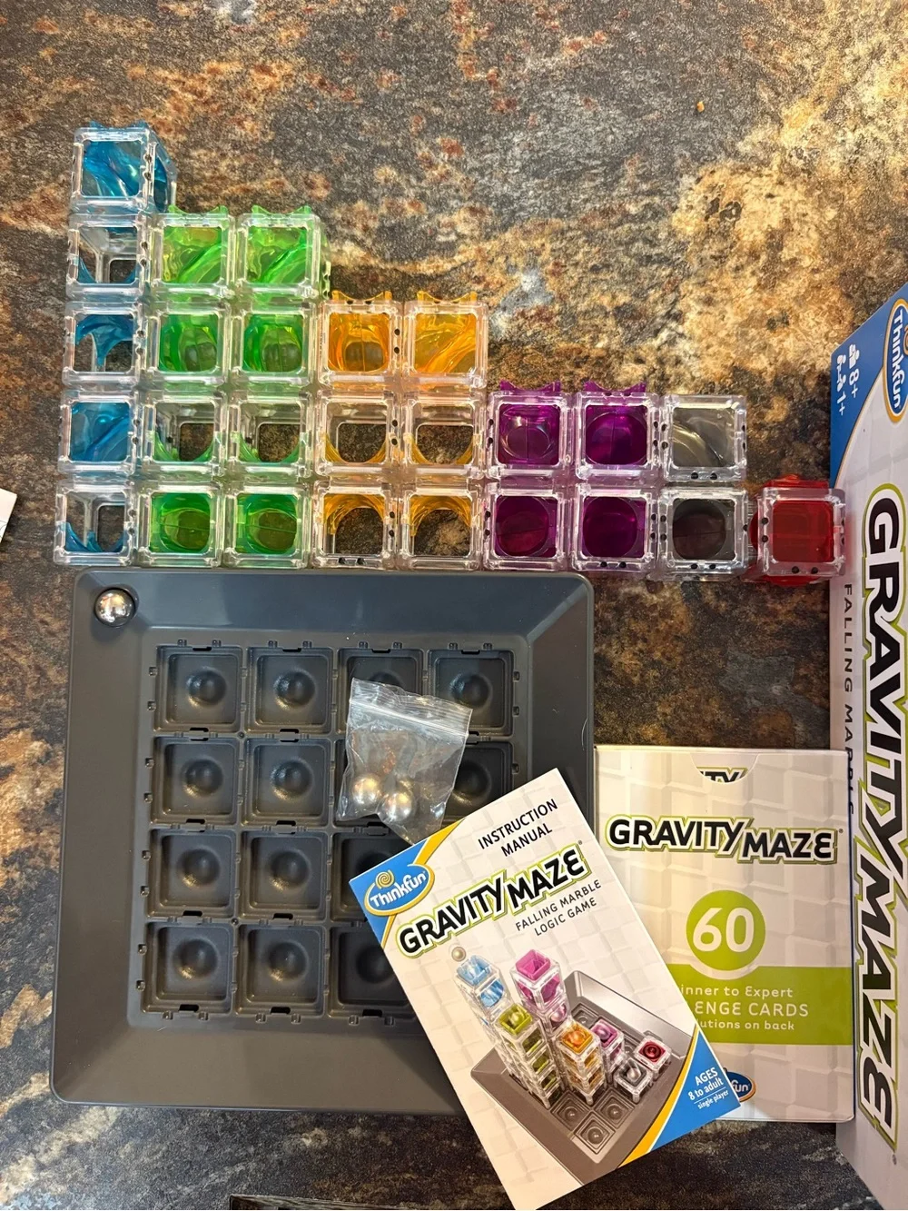 Gravity Maze Logic Game - Multi-Color